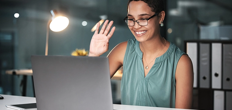 Lady at laptop